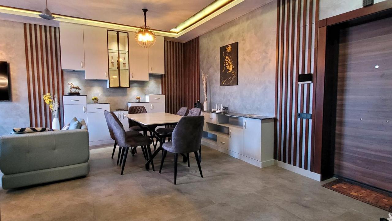 Ultralux 75 Apartment Tasken Kültér fotó