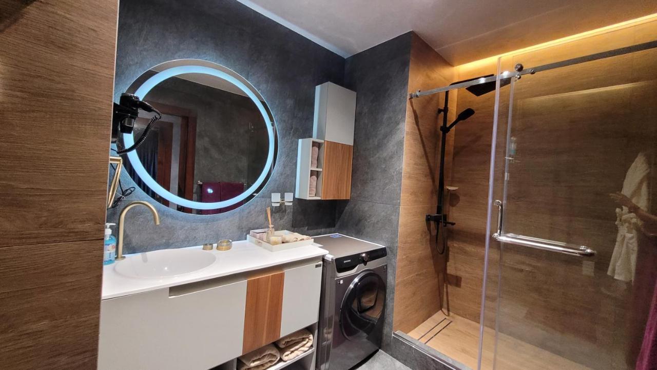 Ultralux 75 Apartment Tasken Kültér fotó